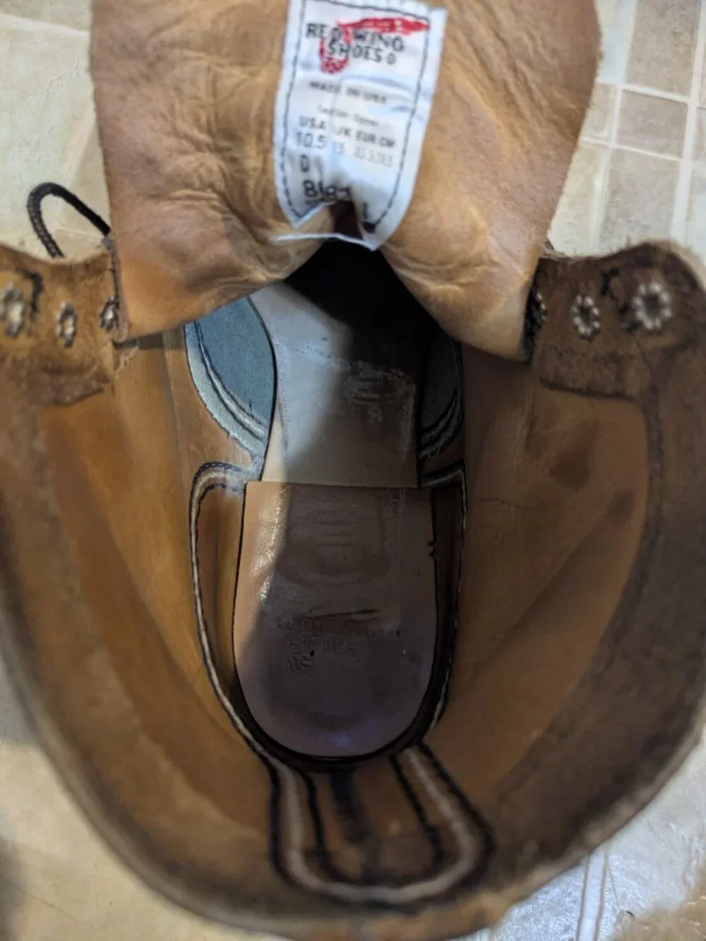Red Wing Boots 8083 Iron Ranger Size 10.5